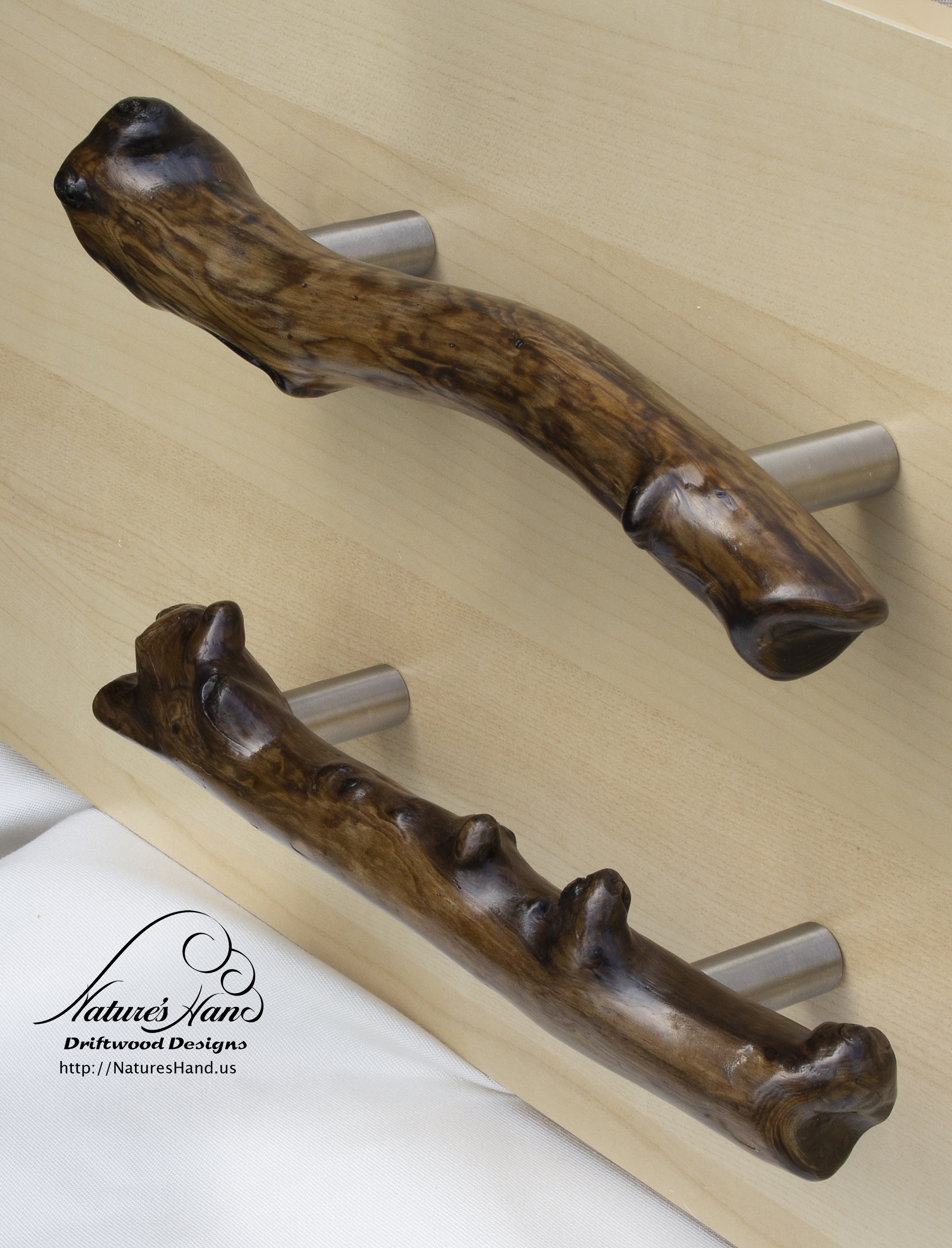 Driftwood Door Pull Image