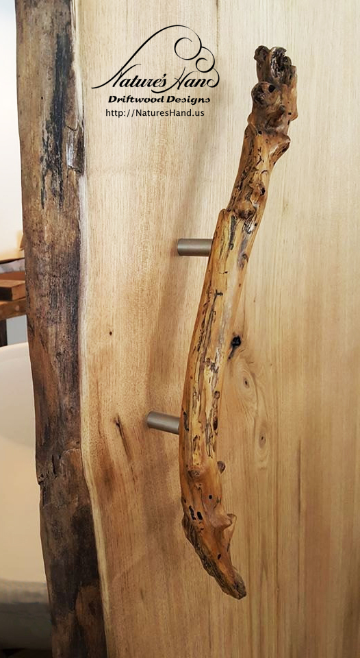 Driftwood Door Pull Image