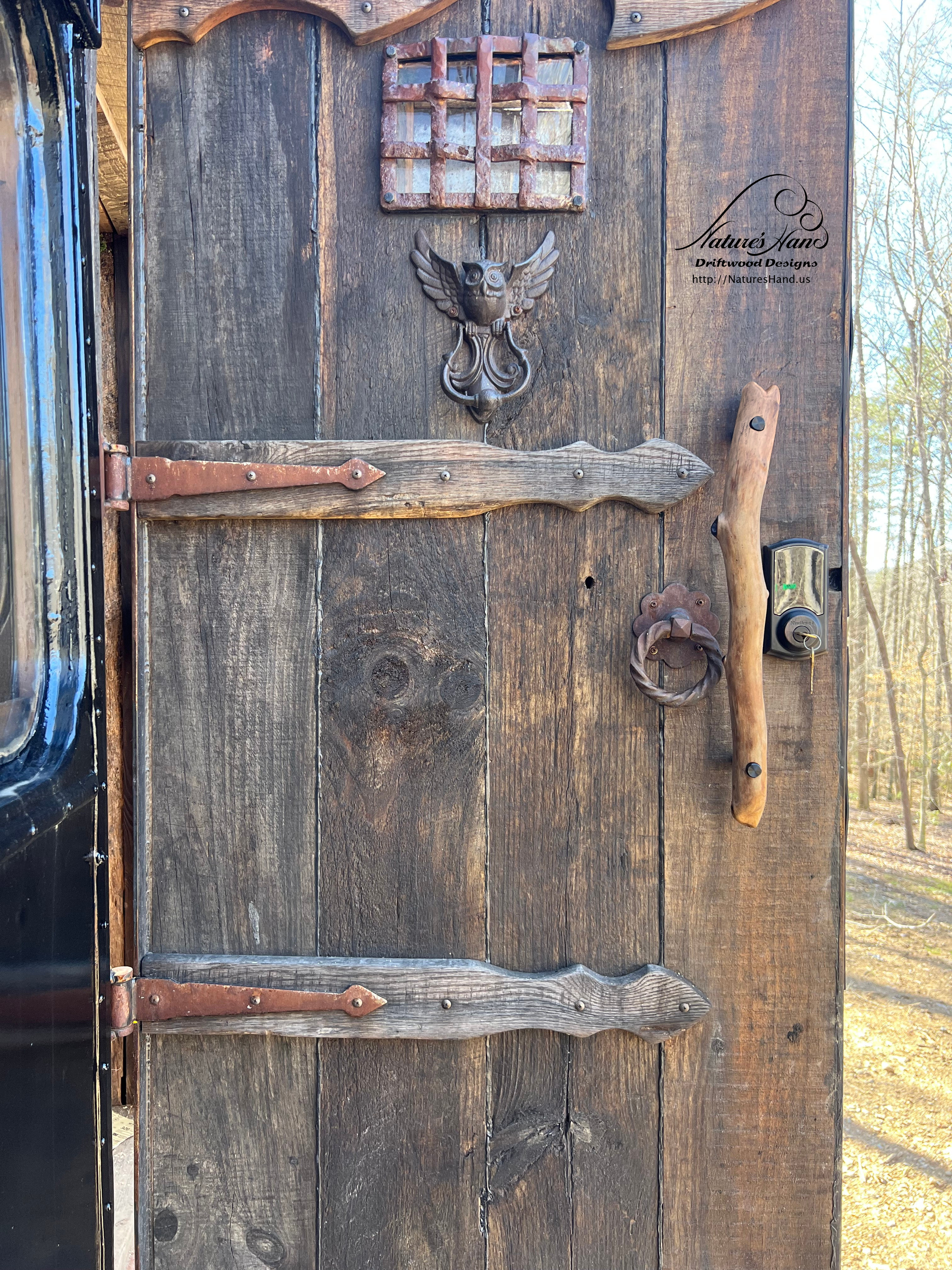 Driftwood Door Pull Image